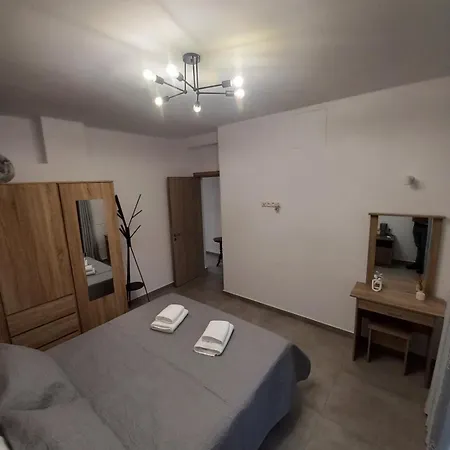 Velania House 2 Apartment